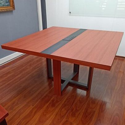 mueble mesa para sala de reuniones